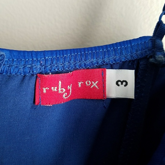 👗Beautiful Blue Sequin Dress💙 - Picture 4 of 4